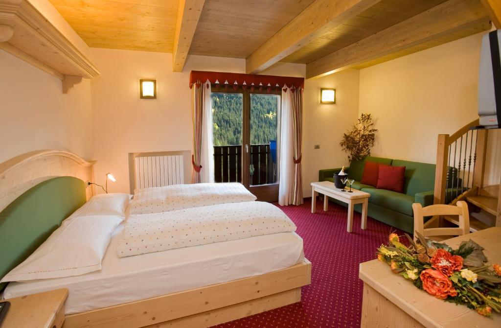 Hotel Miravalle Isolaccia Room photo